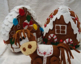 Gingerbread Village part 3: 5.5 inch houses plus a 4 inch horse / pony PDF E patterns
