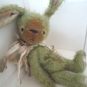 PDF E-pattern 6.5 inch bunny / hare Clover