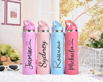 名入れボトル、名入れタンブラー、ブライズメイドギフト、メイド・オブ・オナーギフト、ブライズメイドへのギフト、カスタムウォーターボトル