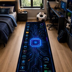 Op de afbeelding: Een rechthoekig vloerkleed met een donkerblauw en zwart digitaal printplaatontwerp. Het kleed toont een centraal oplichtend processor-icoon, diverse computerapplicatie-iconen, een opslagpercentage-indicator en een taakbalk met systeemstatus.