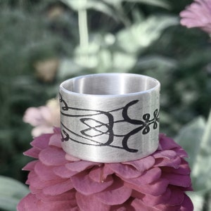 Etched Sterling Silver Flourish Band image 1