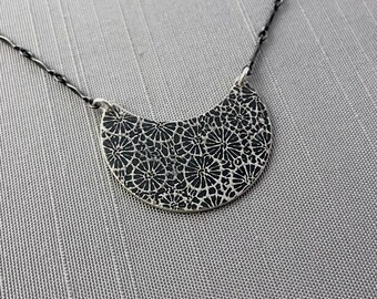 Etched Silver Crescent Coral Fossil Pattern Necklace