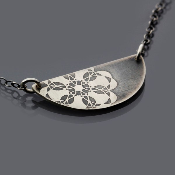 Sterling Silver Semicircle Spiro Lace Flower Necklace