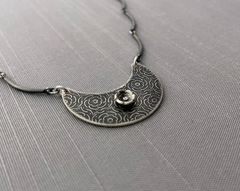 Sterling Silver Peony Pattern Necklace