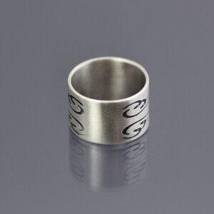 Etched Sterling Silver Flourish Band image 6