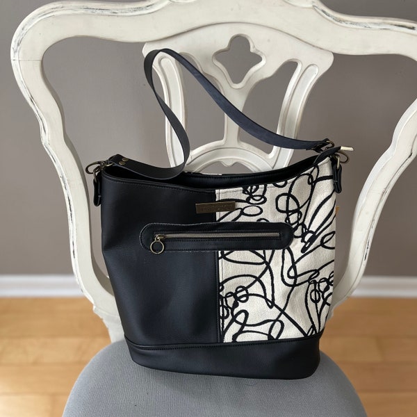 Bonnie Bucket Bag in Stormy Black and Cream