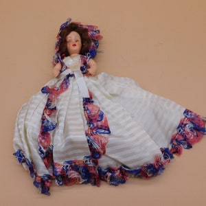 Vintage Doll, Timeworn, 1940s, project doll, collector (R135)