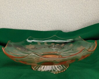 Vintage Pink Depression Glass Serving Bowl, Scalloped Edge, Flower and Ivy Etched Design, Small Pedestal Foot (V71)