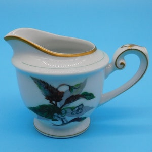 Vintage Milk Pitcher or Creamer (6651)