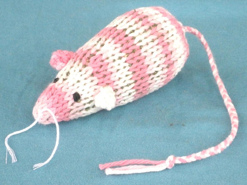 Catnip Mouse Cat Toy for your Kitty Sweetheart image 2