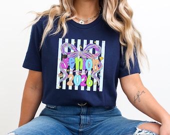 Camiseta de la promoción de 2026, regalo de graduación para ella, camiseta colorida para estudiantes de último año.
