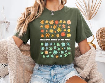 Chemise Célébrez les esprits de toutes sortes, t-shirt pour la rentrée scolaire, chemise d'enseignant SPED, chemise de sensibilisation à l'autisme, chemise de neurodiversité, chemise cadeau d'enseignant