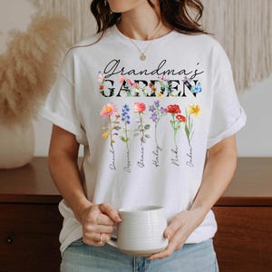 Grandma&#39;s Garden T-Shirt, Custom Birth flower T-Shirt, Grandma for Gift, Personalized Birth Month Flowers Shirt, Mother Day Shirt