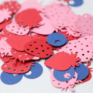 Strawberry Blueberry Confetti Birthday Girls Strawberry Birthday Throwing Paper Table Top DIY Decoration Baby Shower Pink Red 100pcs