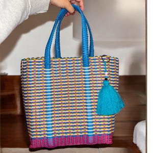 medium size handwoven plastic tote bag made in Guatemala