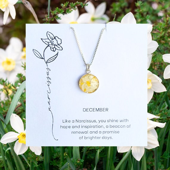 August Birth Flower & Birthstone Necklace - Poppy & Peridot - Silver –  Honey Willow - handmade jewellery