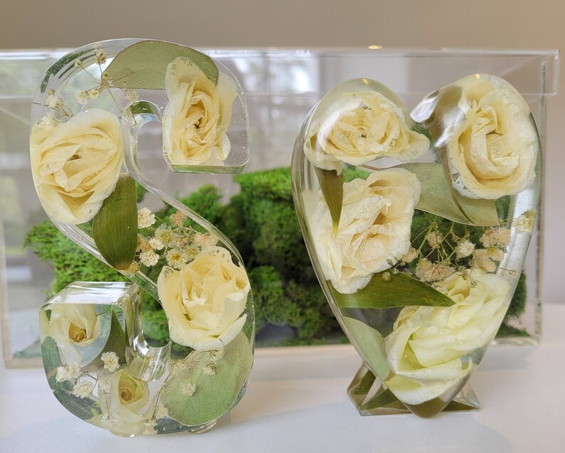 Custom Wedding Bouquet Preservation, Wedding Flower Preservation, Gift for the Couple, Flowers in Resin, Made with YOUR flowers 2