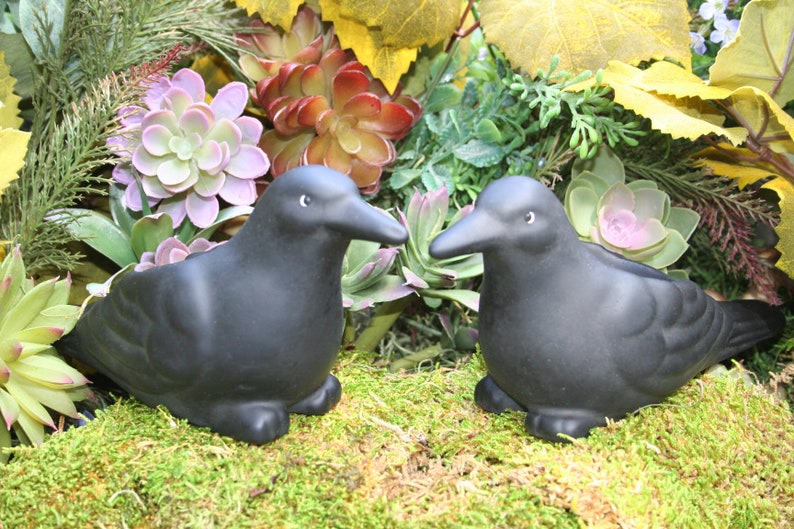 Morrigan's Raven Raven Crow Tea Light Holder, Black Bird Candle Holder, Concrete Statue for Halloween or Prim Decor image 7