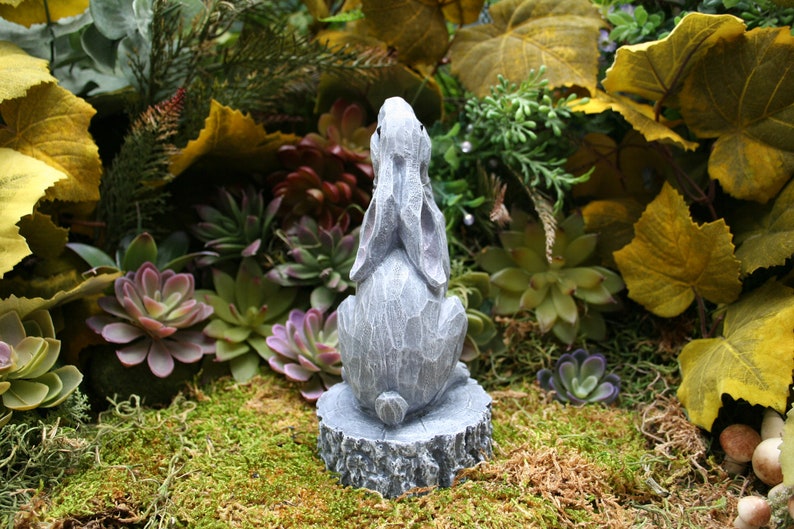Moon Gazing Hare Statue Traditional Style March Hare Ornament Concrete Lunar Hare Garden Decoration image 6