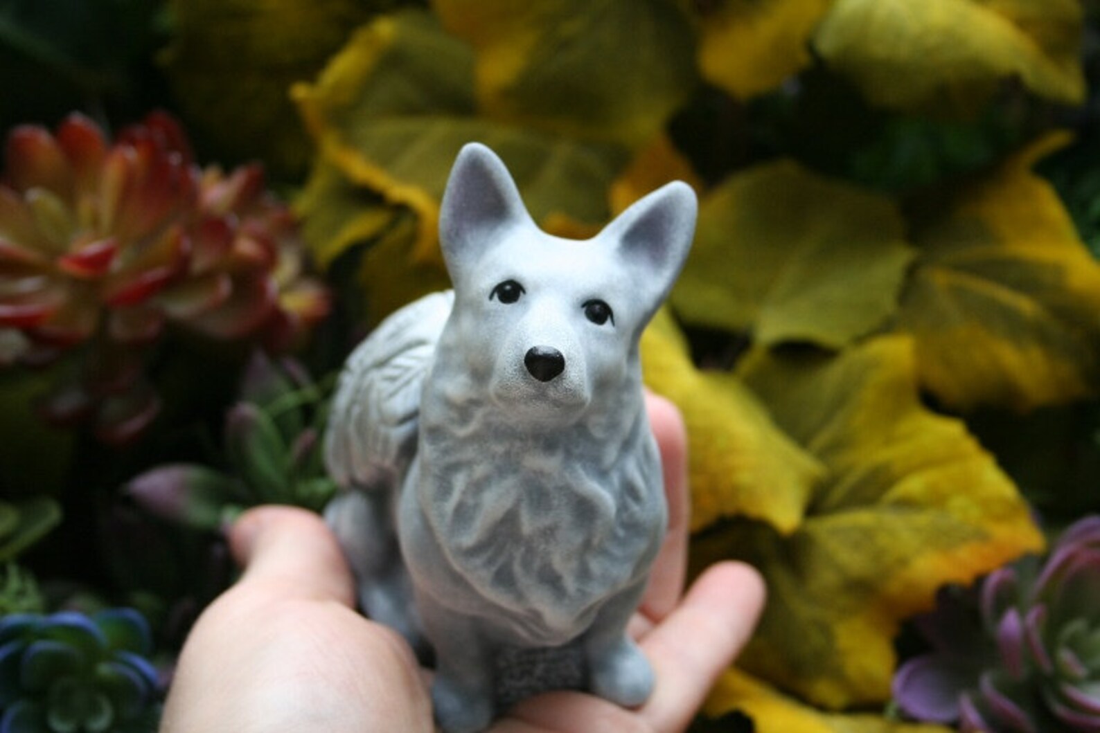 corgi dog statue