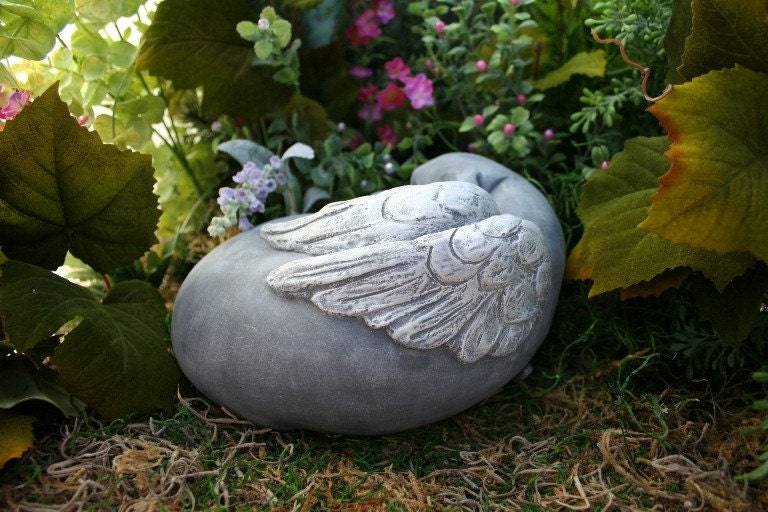 Dog Angel Statue Beautiful Pet Memorial Garden Sculpture Etsy