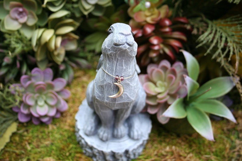 Moon Gazing Hare Statue Traditional Style March Hare Ornament Concrete Lunar Hare Garden Decoration image 3