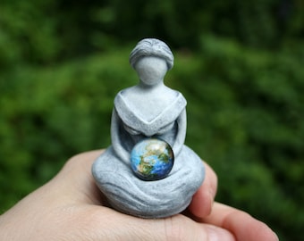Earth Goddess Statue - Gaia Statue - Unique Mini Mother Earth Figurine