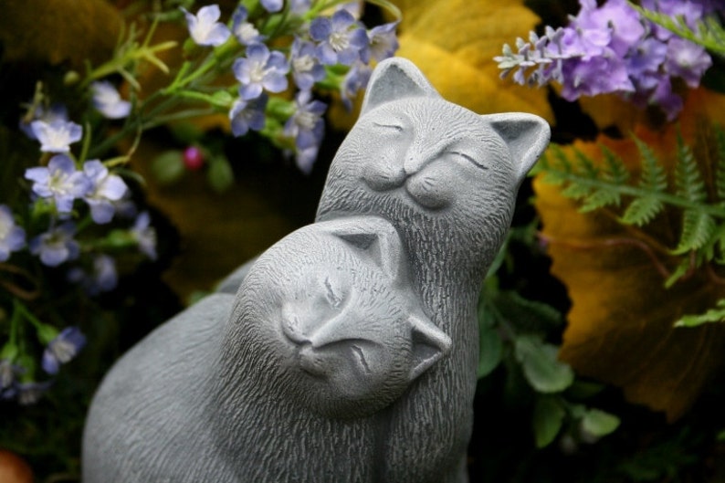 outdoor garden cat statues