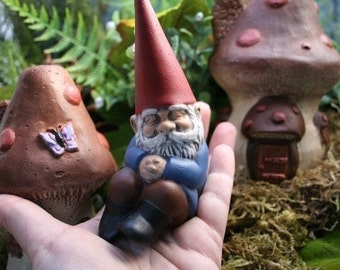 Garden Gnome Sleeping, Miniature Concrete Gnome Statue, Fairy Garden Outdoor Decor