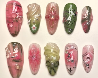 Blumen Pink Grün Drücken Sie auf die Nägel | Mittlere Mandel Drücken Sie auf die Nägel | Gefälschte Blumen Nägel | Handbemalte Nägel | Fairycore Y2k Nägel