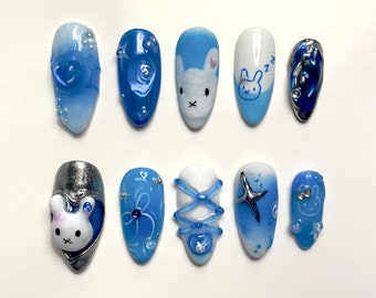Y2k Miffy Fee Medium Mandel Drücken Sie die Nägel auf - Miffy Theme Nails - Blaue Y2k Nägel - Handgefertigte Press Ons - Miffy Accessories