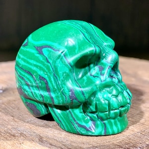 2&quot; Hand Carved Malachite Skull Statue, Natural Green Gemstone Skull Carving, Quartz Skull Figurine Decor, Healing Crystal Home Decor.