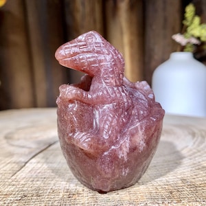 2.5&quot; Natural Crystal Dinosaur Egg Carving, Strawberry Quartz Tyrannosaurus Figurine Decor, Healing Crystal Animals Home Decor.