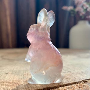 2&quot; Natural Rainbow Fluorite Rabbit Carving, Gemstone Bunny Figurine Decor, Healing Crystal Animals Home Decor, Crystal Gifts.Random