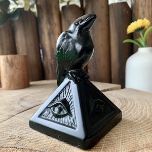 Nice! 100MM Large Natural Obsidian Ravens Pyramid Figurine, Hand Carved Crystal Crow Sculptures for Desk Decor, Healing Crystals Bird Gifts.