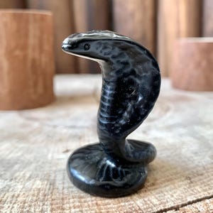 Handcarved Crystal Snake Carving, Quartz Obsidian Cobra Figurine, Healing Crystal Animal Home Decor, Crystal Sculpture Gifts.