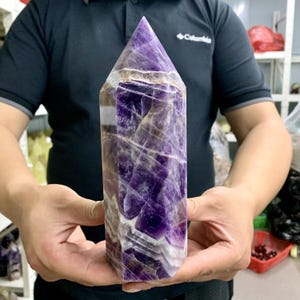 AAAAA Large Natural Dream Amethyst Obelisk, Purple Crystal Quartz Tower Home Decor, Healing Crystal Point Ornament.Random 1PC