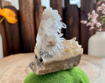Natural Crystal Cluster Hedgehog Decor, Raw Crystal Specimen Animal Sculpture, Clear Quartz Cluster Ornaments, Crystal Gift For Children.