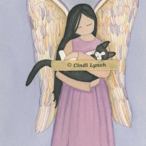 Peut inclure: Une peinture à l'aquarelle d'un ange avec de grandes ailes plumeuses tenant un chat noir et blanc dans ses bras. L'ange porte une longue robe lavande et a de longs cheveux noirs. La peinture est signée "Cindi Lynch".