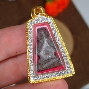 Phra Pidta Closed Eyes // Holy Thai amulet Pitta Talisman Rare Collectible Buddha amulet Pidta Monk Pendant Charm