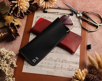 Personalized Leather Glasses Case,Custom Initial Eyeglasses Case,Sunglasses Cover,Glasses Sleeve,Best Man Gift,Gift for Dad,Gift for Him/Her