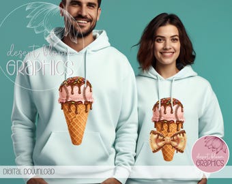Könnte beinhalten: Zwei hellblaue Hoodies mit einem Motiv eines Eisbechers mit einem Baseball als Eiskugel. Der Eisbecher ist mit Schokoladensauce und Streuseln verziert. Ein Hoodie hat eine Schleife am Eisbecher. Der Text "desert bloom graphics" befindet sich am unteren Rand beider Hoodies.