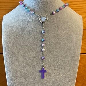 Pastel Purple Rosary Necklace Urn image 2