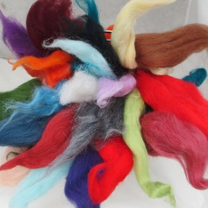 100% Fine Merino Wool Pieces in a Mix of Colors for Spinning, Felting, Crafts image 2