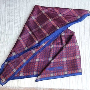 Anne Klein Vintage 100% Silk Scarf 26&quot; Square Blue and Red