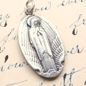 Our Lady of Flight Sterling Silver Antique Replica Pilots and Flight Attendants Medal image 1