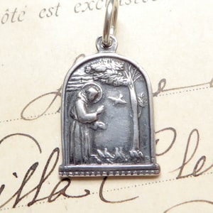 St Francis of Assisi Feeding the Birds Small Medal - Sterling Silver Antique Replica - Patron of Animals and the Environment