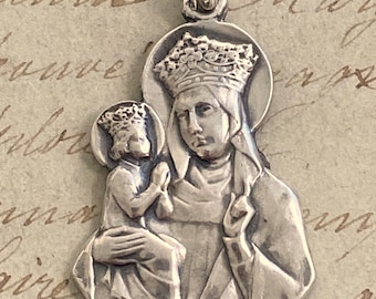 Medalla figurativa de Santa Ana - Réplica antigua en plata de ley - Patrona de las madres y amas de casa