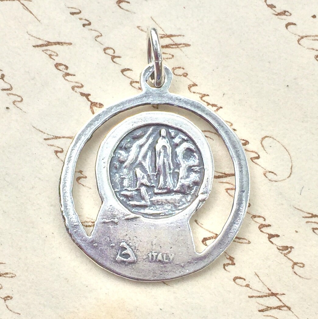 Médaille Pendentif Vierge Marie – Profil, Or Plaqué, Fabrication Française