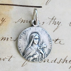 St Therese of Lisieux Small Medal - Sterling Silver Antique Replica - Patron of missionaries, AIDs patients